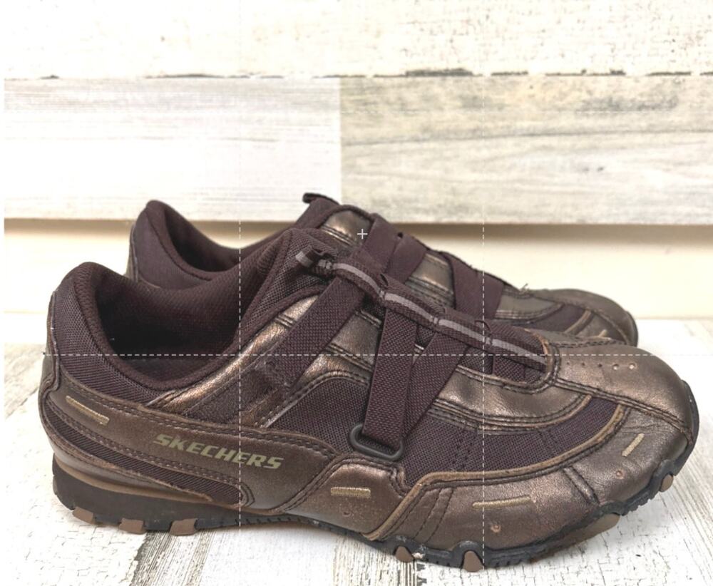 Skechers Womens 9.5 Chocolate Walking Shoes Comfort Sneakers NEW